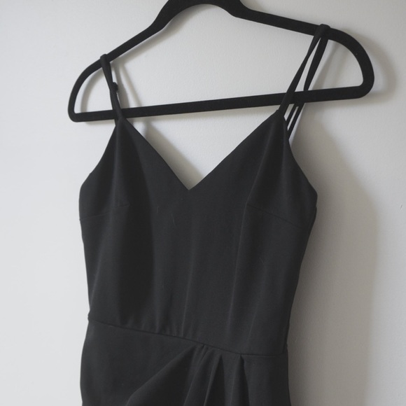 Mi Amore - Black Strap Dress - Picture 2 of 5